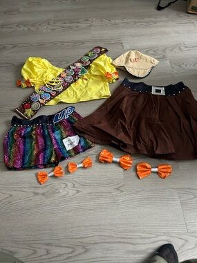 PAGEANT OR DANCE COSTUME WITH PROP AND CUSTOM MUSIC MIX. 🎈